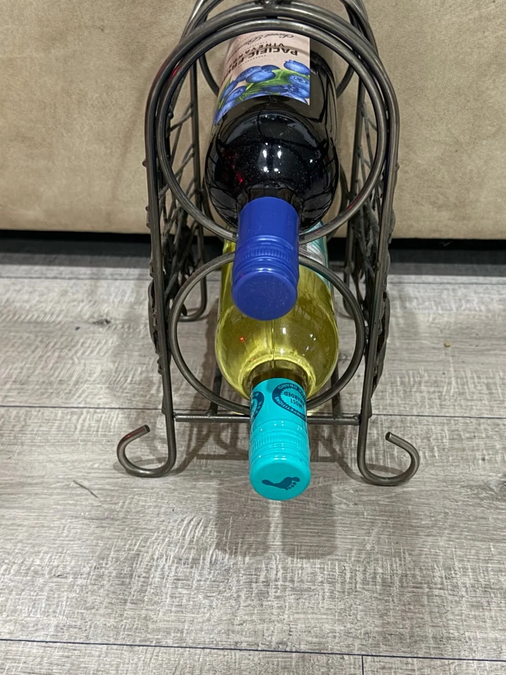 Metal Grape Vine Wine Bottle Rack - Bronze Finish